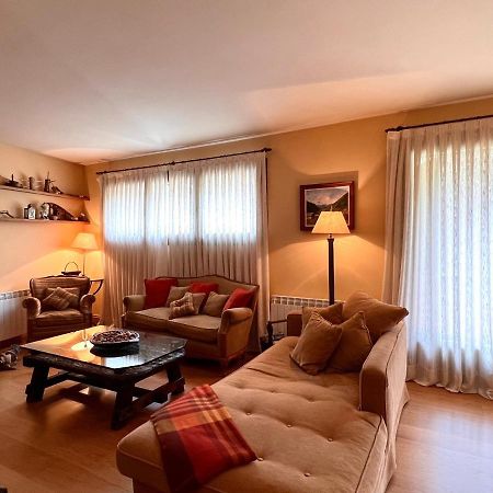 Apartament De La Vall Ferrera - L'Amfitriona Areu Exterior foto