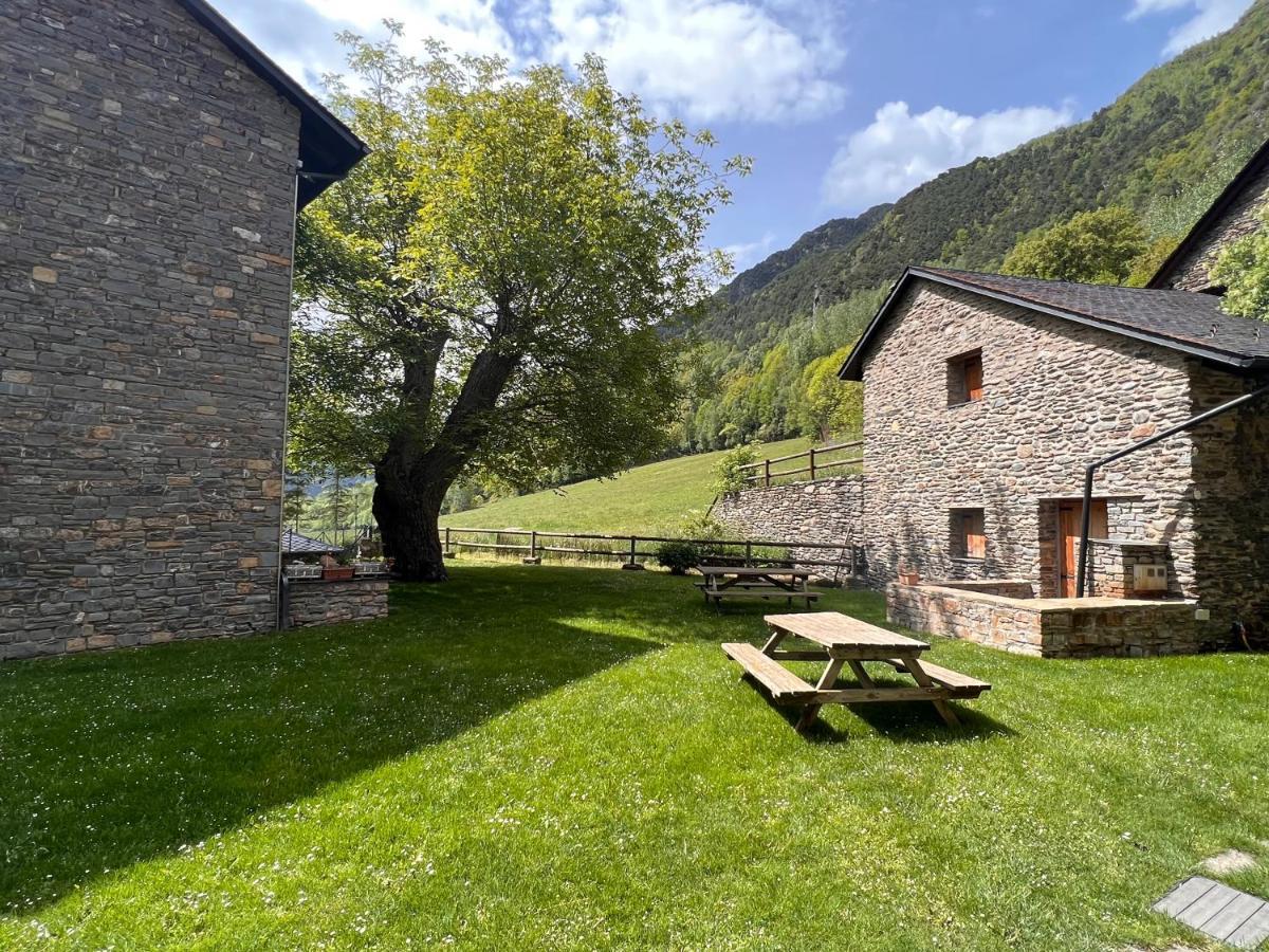 Apartament De La Vall Ferrera - L'Amfitriona Areu Exterior foto